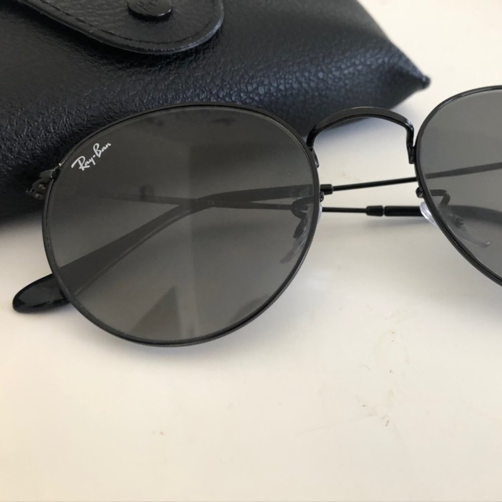 RAY BANS - BLACK ROUND - Picture 2 of 3